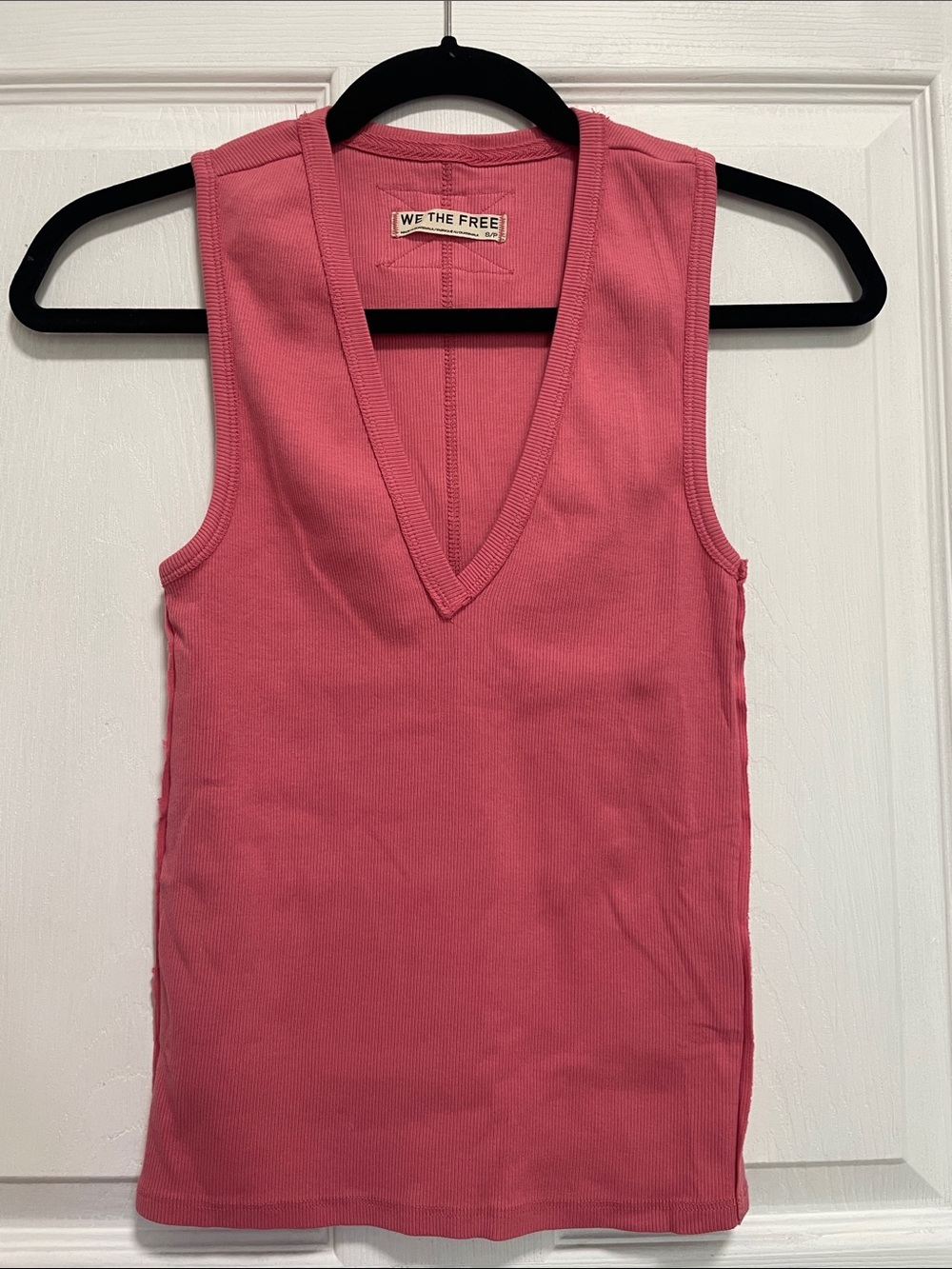 We The Free Ribbed V-Neck Tank Top - Pink